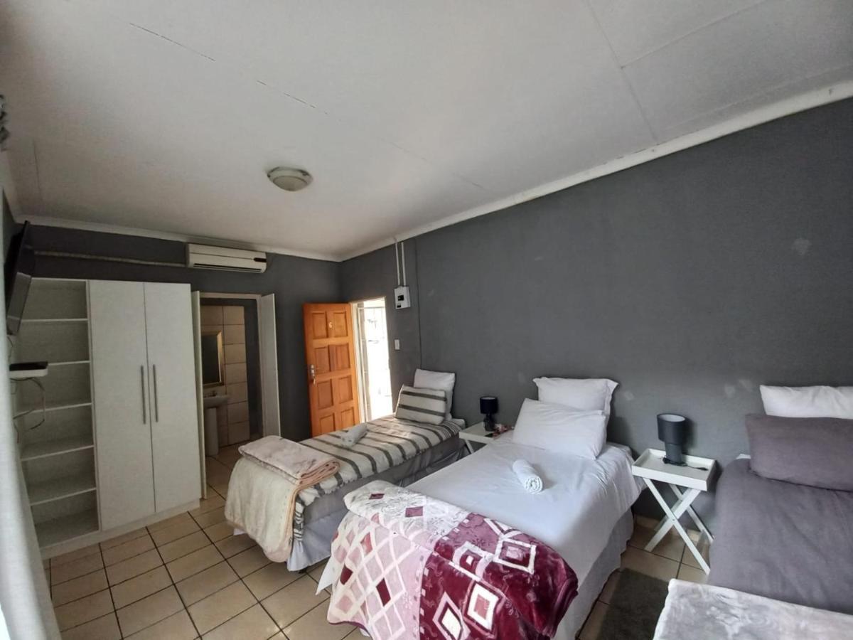 Meyiwa Guest Palace Newcastle Luaran gambar